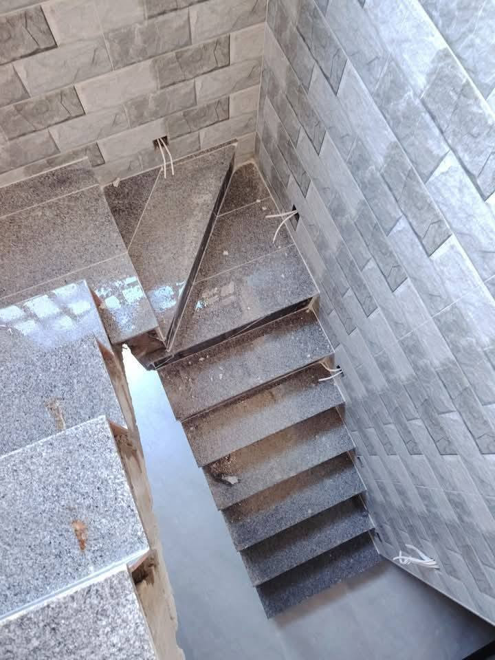 كادر عمل #موصل - سيراميك بورسلين ارضيات جدران ع الليزر +خيط 
👈سعر مناسب وشغل درجة اولى 
متواجدين حالياً في قضاء بلد 
تواصل👇👇
***********
