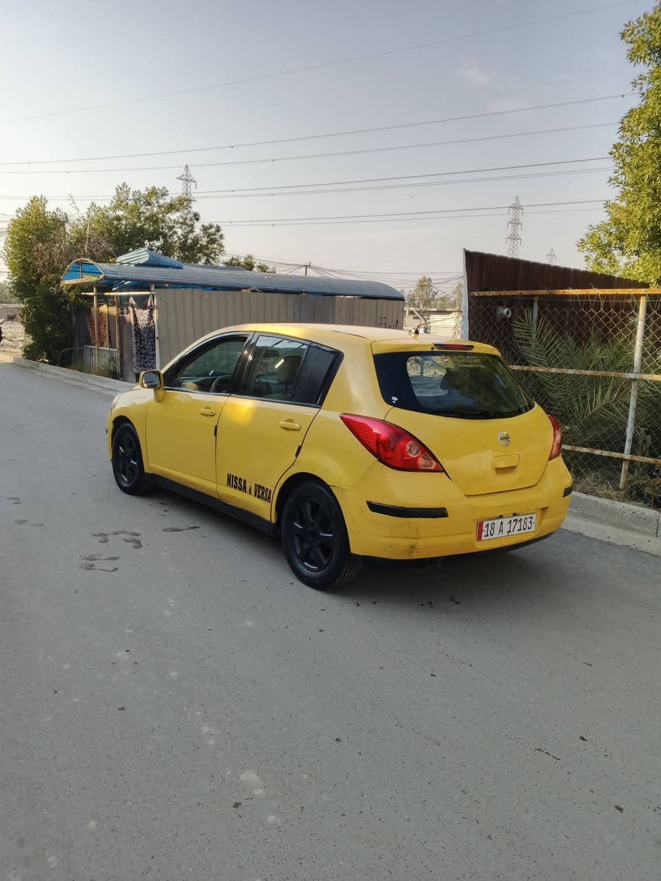 السلام عليكم 
فيرسه 2009 باسمي تحويل ثاني يوم بلتاجيات
كير مكينه بلجيس
تخم تاير جديد
كير اي تي المرغوب
مكينه1800
تبريد ثلج
صدر جديد
سياره بلاديه 
حادثها جاملخ امامي وبنيد
سعر 60وبيها مجال للطيبين بكاني بغداد الشعب
***********
‏‪***********‬‏
