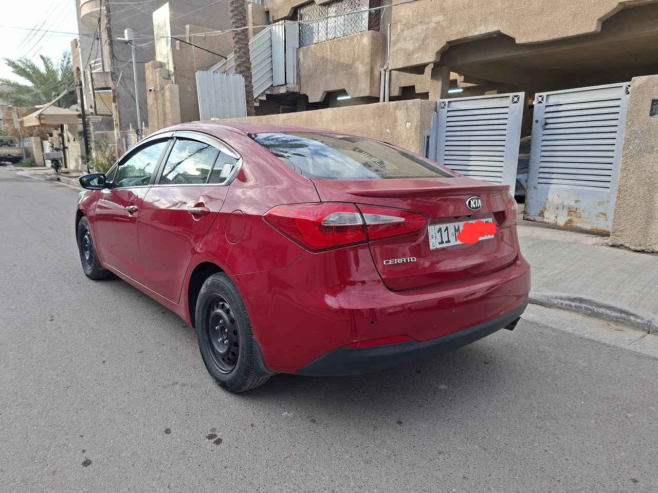 مكان بغداد /الغزالية
السعر ١٢٠ وبيهة مجال ***********
( الويل كب الاصلي موجود مع التايرات )
السلام عليكم للبيع سيراتو ٢٠١٥ فول vip محرك 2000 دوش رقم بغداد الانكليزي بأسمي محرك كير صدر تبريد كفالة بيهة صبغ جاملغ وباب الايمن ونصف الباب الخلفي والجاملغ الايسر الامامي تبديل اصلي
