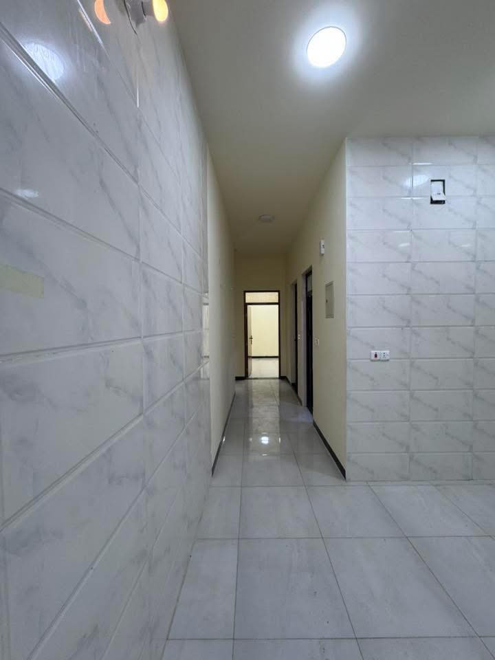 العنوان📍- المنصور قرب فلكه البيجيه
التفاصيل ط ارضي باب معزول

(صاله كبيره - مطبخ - صحيات - غرف نوم عدد 3)

كل هذا بسعر 900 الف وقابل للتفاوض عوائل

للاستفسار اكثر الاتصال 

يوجد تصوير الشارع مع تصوير كامل للشقه

***********
