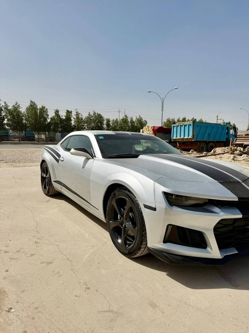 سلام عليكم
كمارو 2010 سياره بدون حادث بدون ايرباك 
محدثه 2018 ومصبوغ البجم دواخل كفاله شرط الفحص
مواصفات
كشنات كهرباء كيجات ويل 20 توسايز وتخم تاير جديد تحكم ستيرن كروز سرعه بكلايت LED لايت زنون
حداديه امام خلف محرك مبدل جديد
رقم بغداد
ماشبه 140
مكاني بابل الحله شارع ٨٠ 
سعر 85 وبيها مجال بسيط
م/***********
