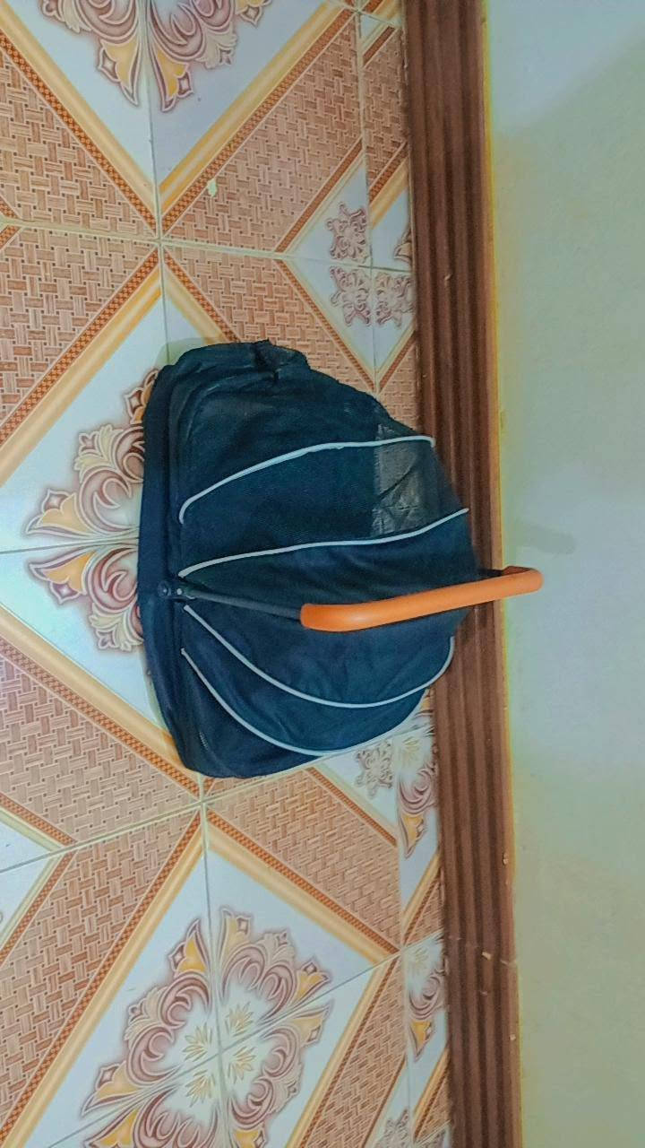 السلام عليكم
عربانه للبيع ترهم حت حماله باليد ستخدام قليل سعرها مناسب     
***********
