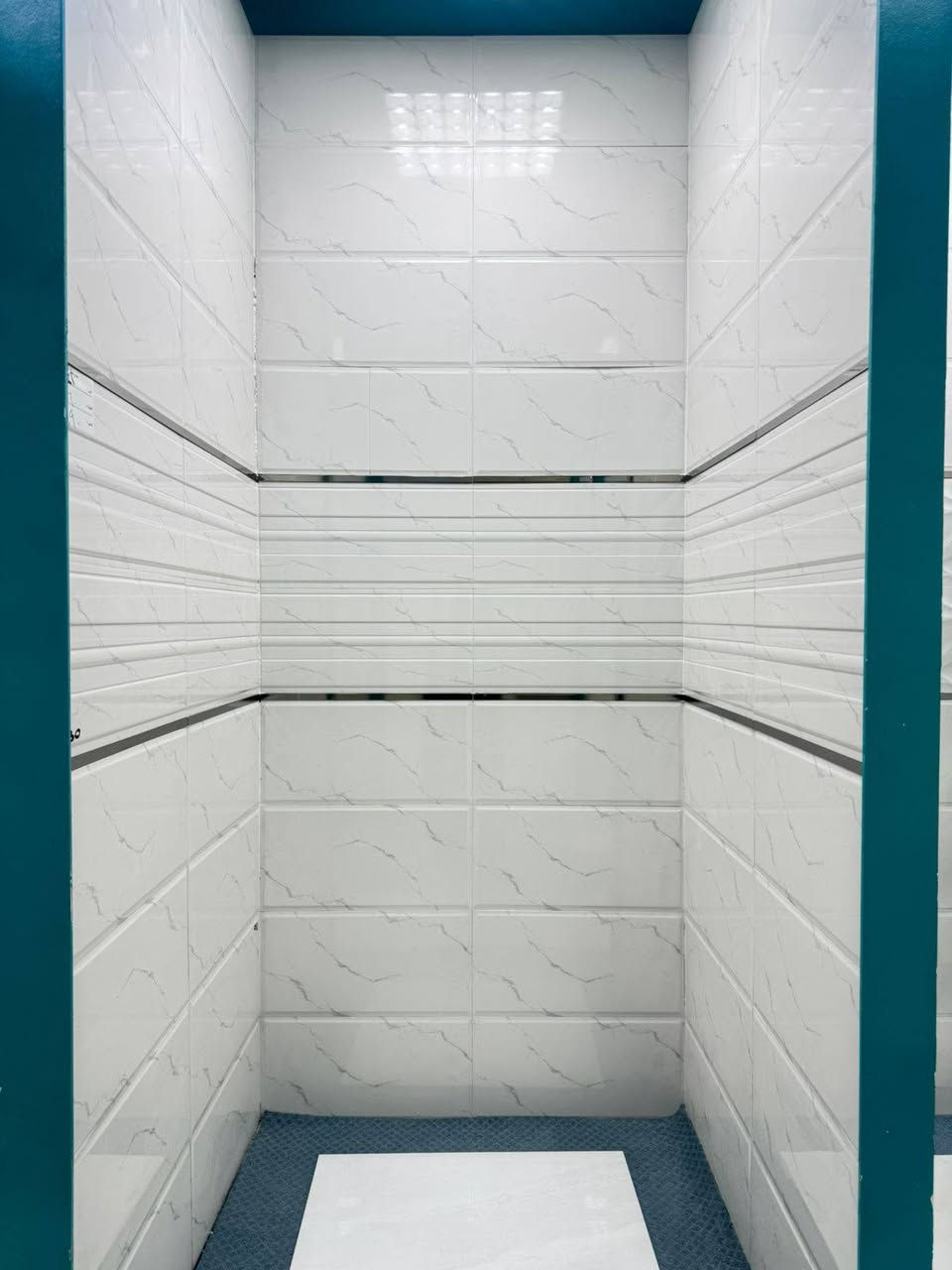 سيراميك جدار هندي درجه اولى
 قياس 30×60 
يشتغل لأي مكان داخل البيت حسب ذوقك
 سعر المتر مع النقشه ٩,٦٥٠
سعر المتر ساده بدون نقشه ١١,٦٥٠ 
#يوجد توصيل لجميع المحافظات
#للحجز والاستفسار التواصل
واتساب 0783 624 9927
