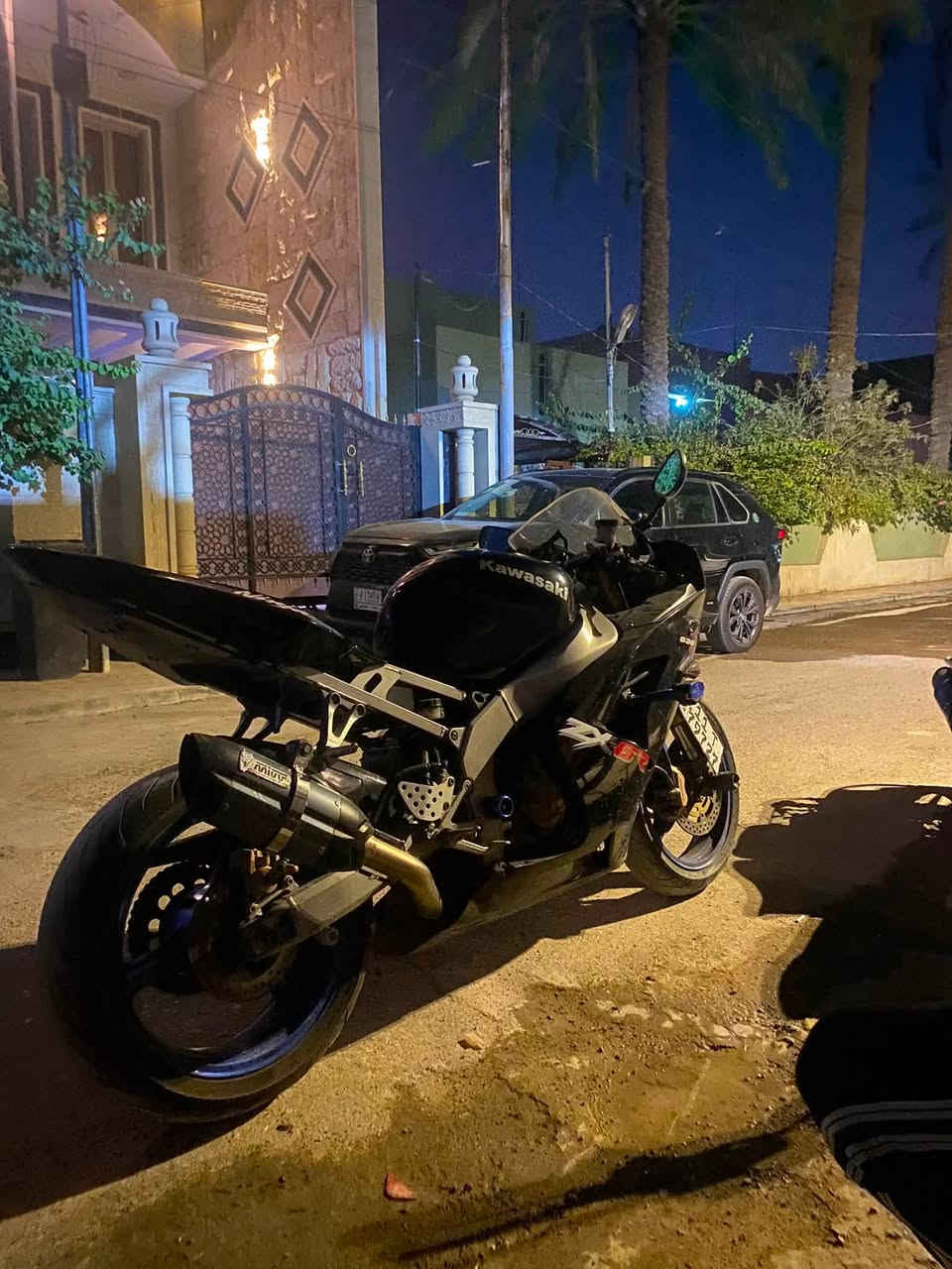 Kawasaki ZX-6R 636 2004 8*
الموقع: ديالى / بعقوبة
الممشى: 39 ألف كم
اللون: أسود
الأوراق: مرقمة رقم بغداد / مشروع وطني
السعر: 40 ورقة, قابل للتفاوض ، والمكينة غير مفتوحة.
الإضافات:
• حماية يمين ويسار
اكزوست رياضي
الدراجة نظيفة وجاهزة للفحص
ما للتواصل: ***********
