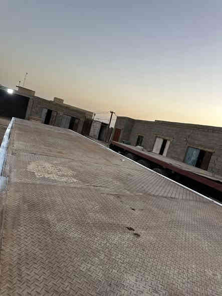 السلام عليكم عربانه مزوج طول 12.50 الا عربانه جاهزه للعمل دنكير مربع شاصي 18 مكفول سطحيه جگر معروضه بسعر معقول للاستفسار *********** حيدر .
