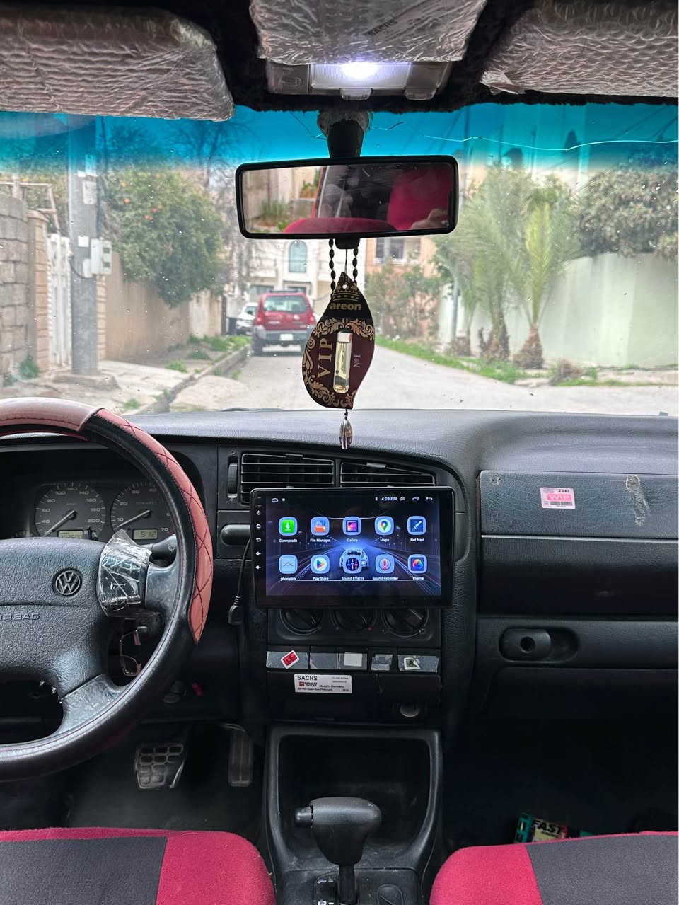 گولف بو فروشتن
١ پارجة بيلاد كورايةفول فول مواسةفاتة
گيرتوماتيك سلايت فولة
ژ.م *********** أربيل, العراق
