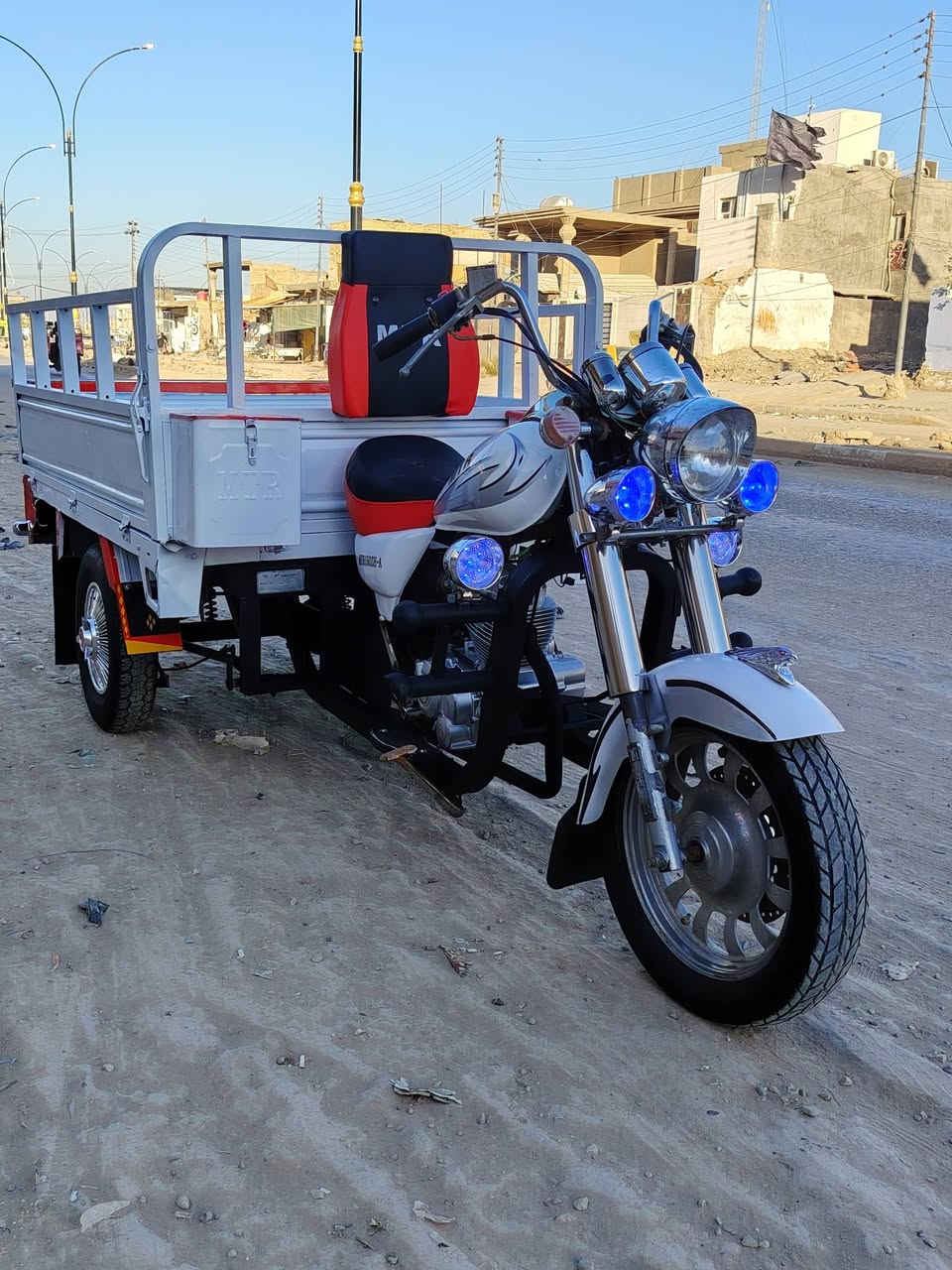 سلام عليكم ستوته للبيع أم تي آر موديل 2014 ومكينه وكير مال جمره موديل 2023 رقم ابيض الماني قادسيه مكفوله كفاله عامه شرط الفحص كهربائات كلهه شغاله دبلات شغاله ركبه وشاصي مكفولات مكينه واكير واكسن مكفولات بدي مكفول كلشي فقط مصبوغ حراري اثار جرد ورك عالي مامدكوك تخم تاير چوبلس نضافه نفس الصوره مكلف بنشر مكان ديوانيه مركز المدينه ***********
