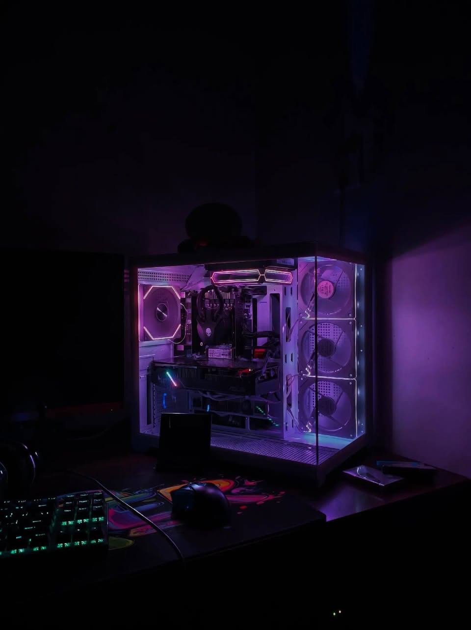 كيس للبيع
Intel xeon xeon e5 2650v4
16gb ram 
Rx5600 xt Asus tuf gaming 6gb
كيس جديد ويا 4 مراوح argb كاملات وية الهب وكل التفاصيل 
PSU 750watt 80 bronze
مبرد مائي للمعالج من شركة Alienware 
وياها كنترولر كيم سير وماوس وكيبورد 
سعرها 675 وبيها مجال بسيط القطع كلها جديد والمعجون والتفاصيل كلها جديد والكيس استخدامي الشخصي وجمعتة بايدي
رقمي ***********
