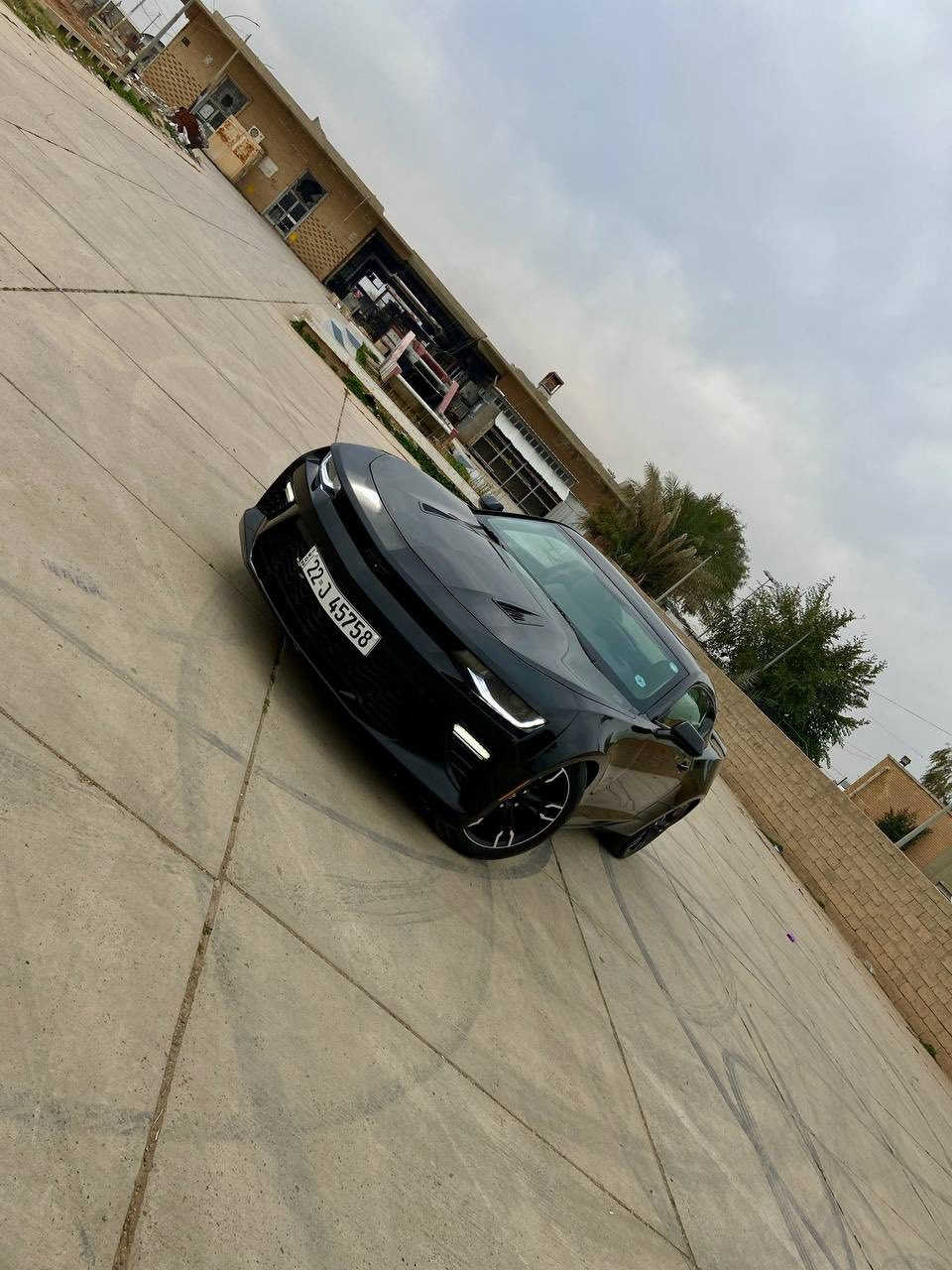 السلام عليكم شباب الطيبة
كمارو للبيع 2017

سيارة من انضف الكماروات الموجودة 

سيارة فول وعليهة ادامة كاملة 

فتحة 

بصمة 

تحكم كهرباء 

داخل بيجي 

تايرات جدد 

مناقص برغي بل سيارة 

بيهة بداية خيط بخار 

فقط 

سعر سيارة 110
***********
