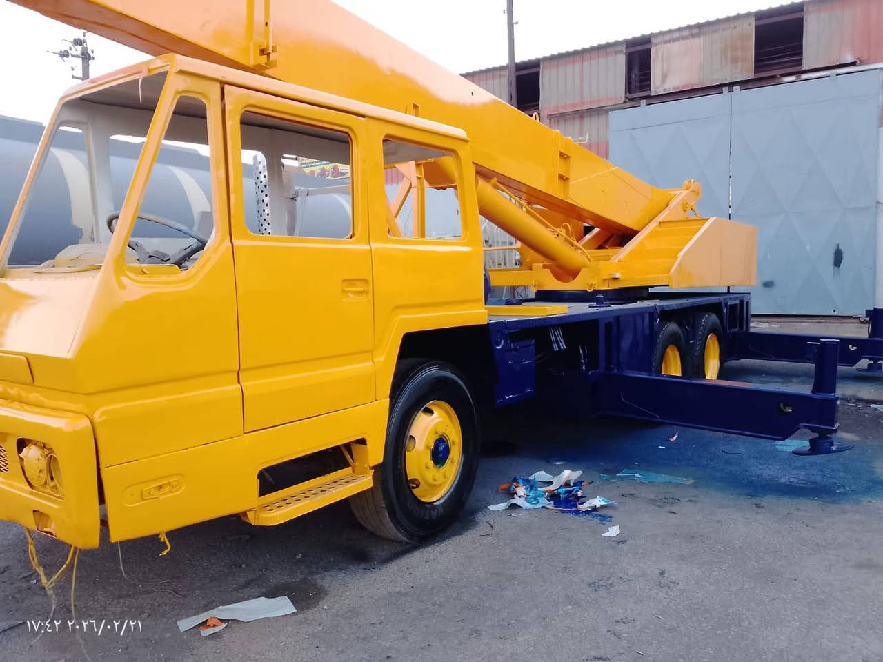 سلام عليكم كرين ٢٥ طن  طاكيو تلاثه سلايت معمر وجاهز كامل من كل نواحي مكان كرين تكريت السعر ٢٥٠ قفل رقم الهاتف ***********
