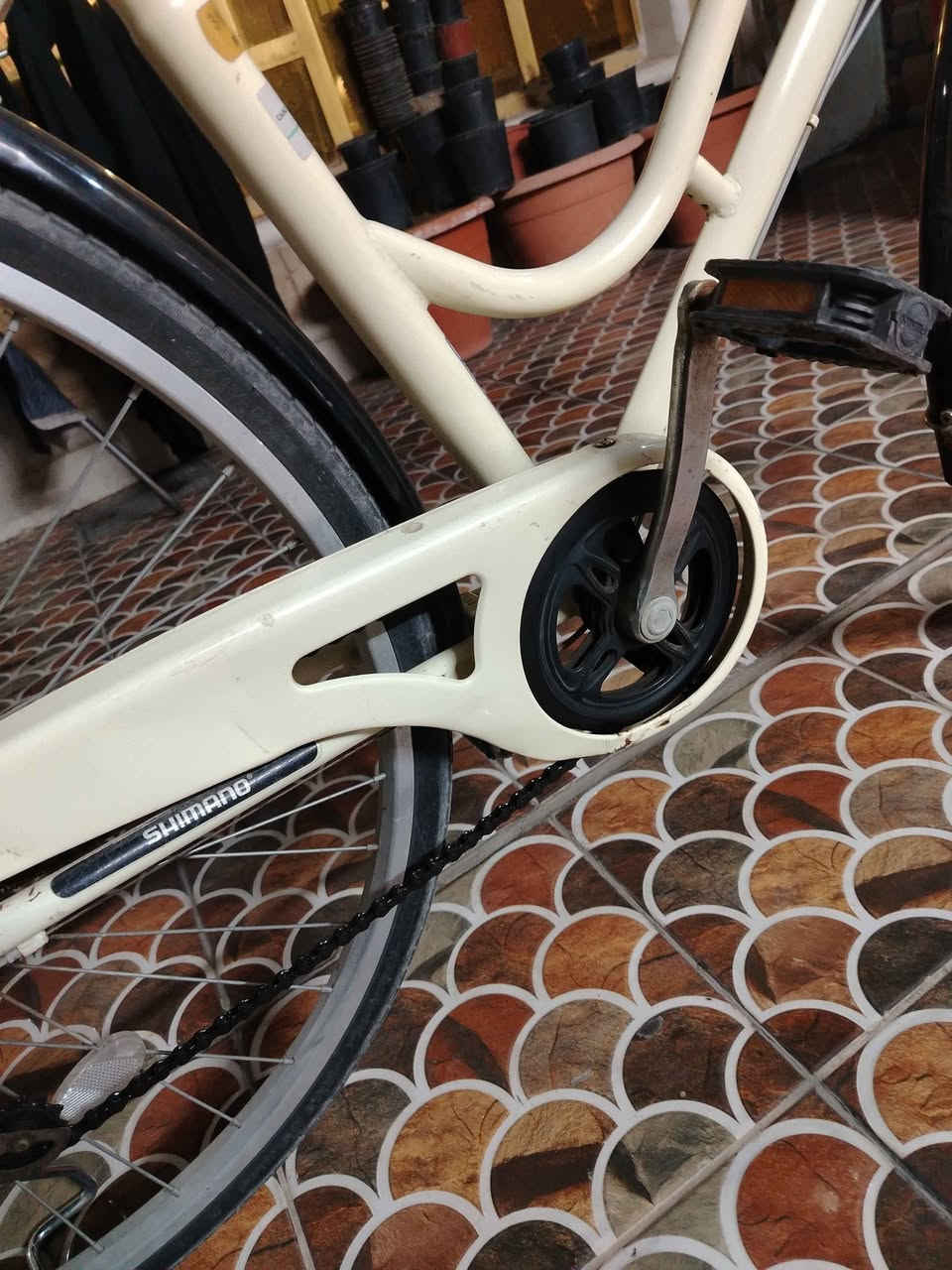 بايسكل ياباني الأصلي حجم 27 الكبير نظيف جدا كامل المواصفات السعر 150 بغداد الحبيبية *********** يوجد واتس اب بغداد, العراق
