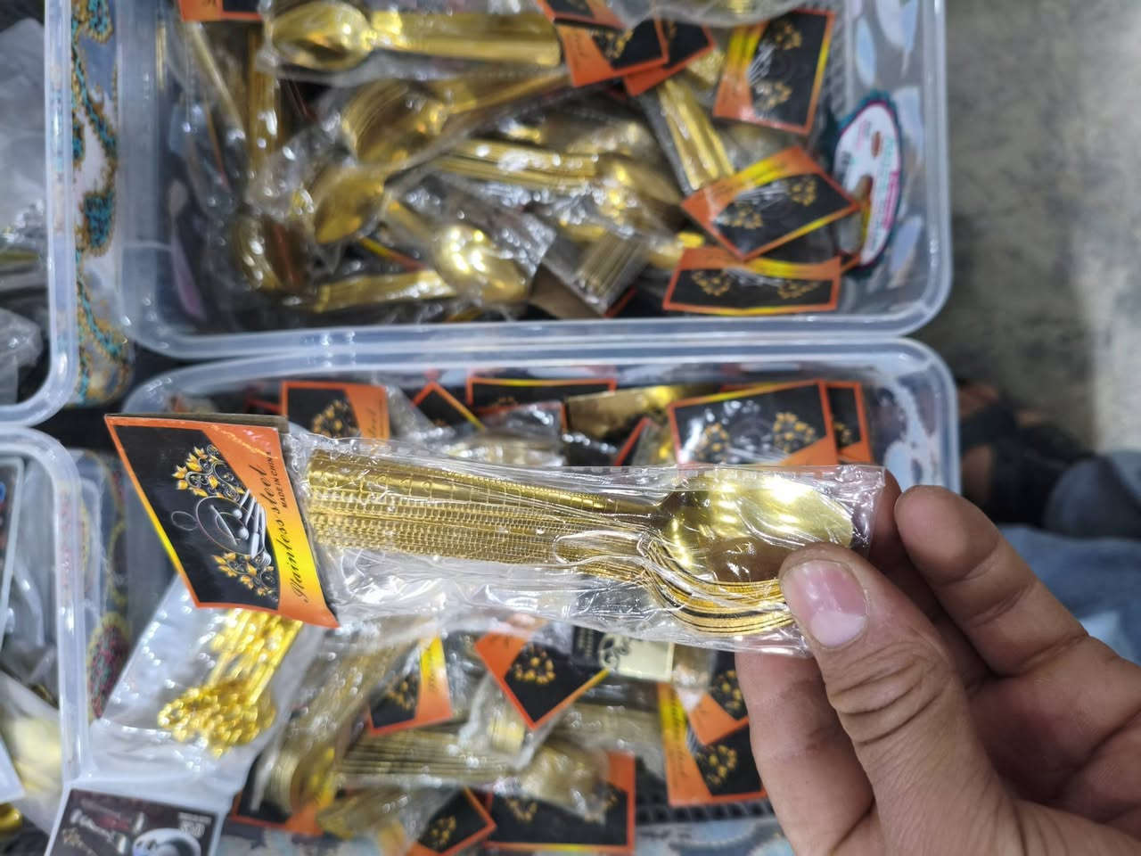 خواشيك شاي + اكل
مجمع الاخوين حي العسكري مقابيل حلويات حجي علي 
واتس ***********
