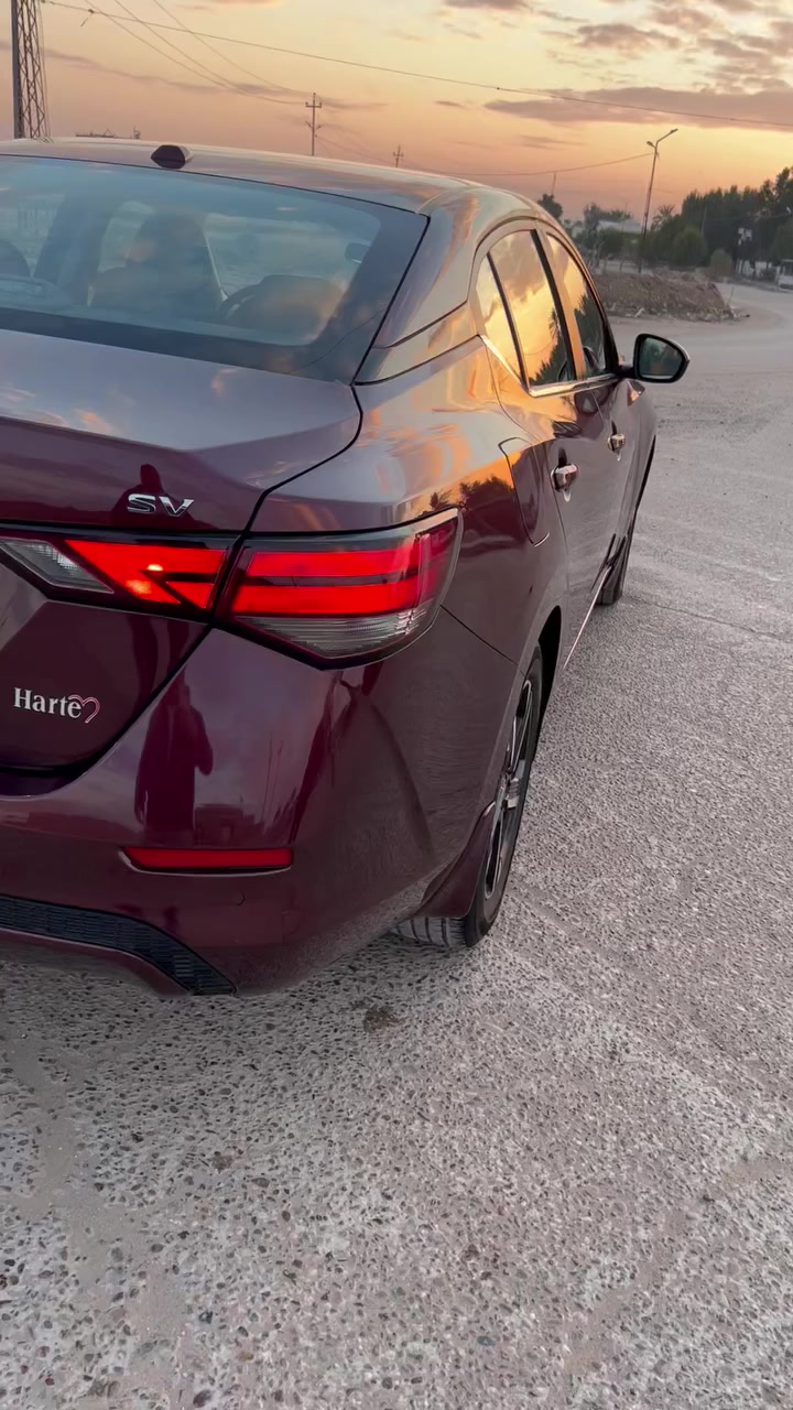 السلام عليكم ..
سنترا SV لون عنابي مميز موديل 2024 شكل جديد (محرك 2000)
دخول جديد مصلح درجه ممتازه (صبغ بنيد وجاملغ يمين) السياره ناعمه كلش بدون اي نقص 
السعر  ١٢٨  مصلح كامل تترقم اي محافظة 
(حادث امامي سطحي بدون لغد وبدون حداديه وبدون شواصي ومكفوله من التصليح والصبغ السابق)
مكان السياره المسيب  
***********
