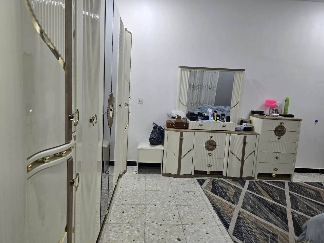 غرفه نوم تركيه جديده 10قطع سعر مليونين وربع.   بابل 
العنده أغراض غرفه نوم انشرهن وعلبيع إلي نسبه بسيطه يتفضل خاص 
تابعني ليصلك كل جديد


**إذا كنت صاحب هذا الإعلان وتريد حذفه لأي سبب، رجاءا أرسل رسالة إلى الدعم الفني**