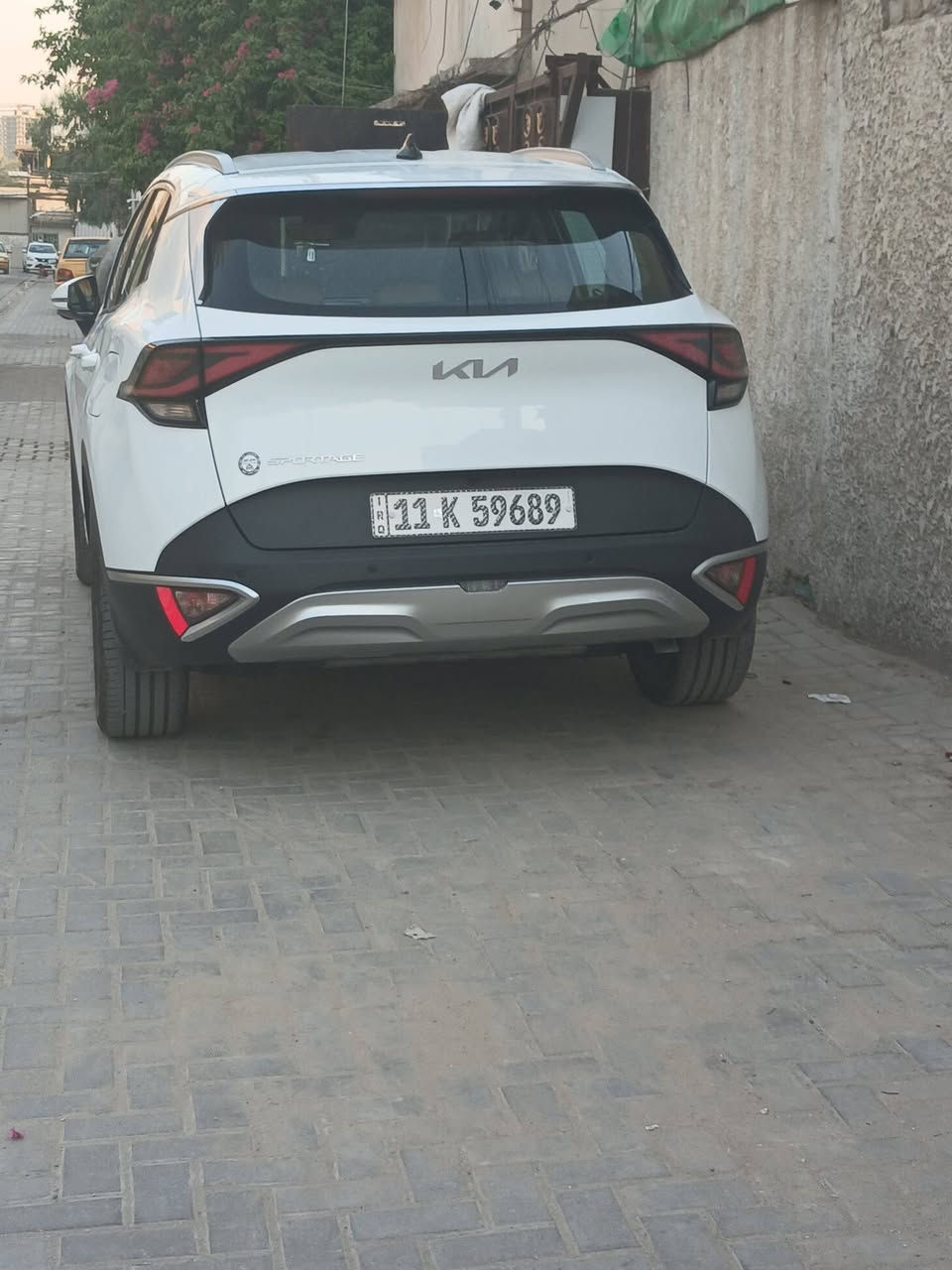 لسلام عليكم 
كيا سبورتج موديل ٢٠٢٥ مواصفات ١/١ فول مواصفات بحالة الوكالة ماشية ٣٠٠٠  
زيرو حقيقي كامل المواصفات وايضا صندق كهربائي حساسات فول السعر ٢٢٨ قفل اقل من سعر السوك بسبب ضروف 
هاتف ***********
