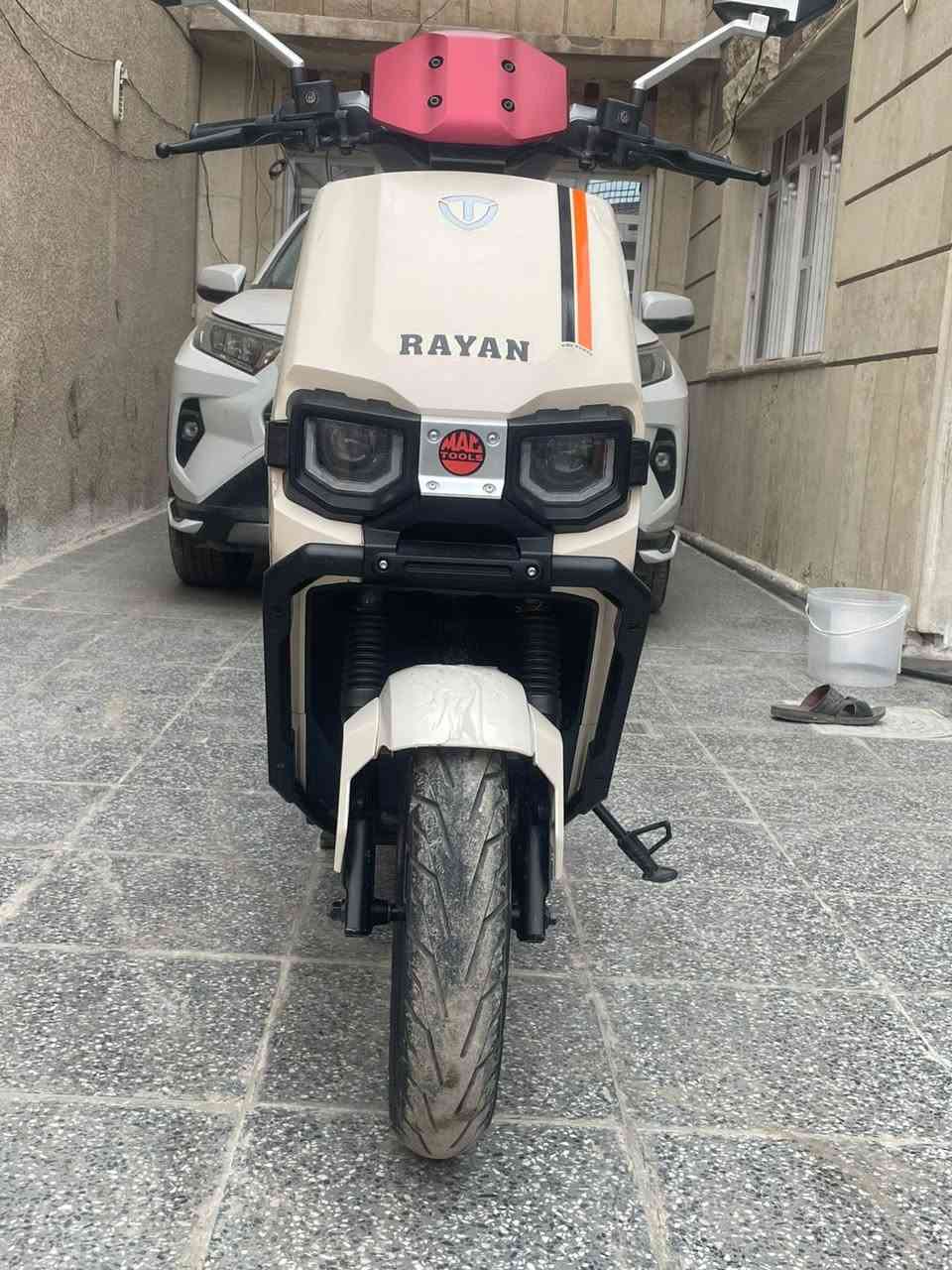 السلام عليكم دراجه شحن ريان وحش الكون vlp دراجه حلوه وجديده تجي 6 بطاريات مسطره شحنه الوحده تمشي 70 كيلو  دراجه شخط مابيه بعده بل ليلون تجي بصمه وسويج عالي ناصي رماش  مثبت سرعه دراجه ماشيه 150 كيلو سرعته حقيقي 75 إمكاني بغداد السعر 975  وبيه مجال اللا تصال ***********
