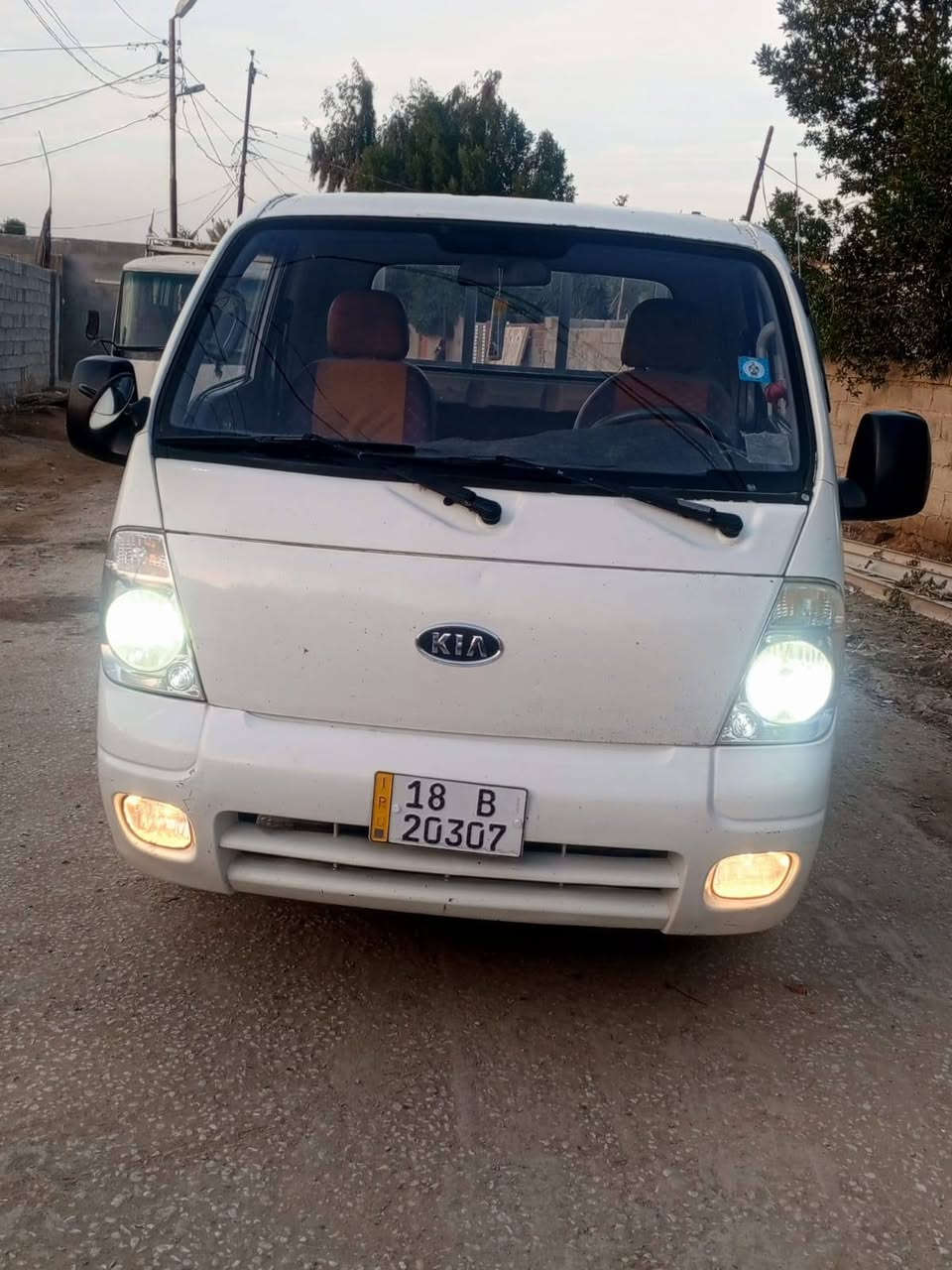 السلام عليكم كيه 2012 كفاله عامه سياره جاهزه مكينه كير حداديه جديده تبريد تدفه سياره جاهزه مكان السياره الحله مداور ثاني يوم السعر 90 وبيه مجال رقم ***********
