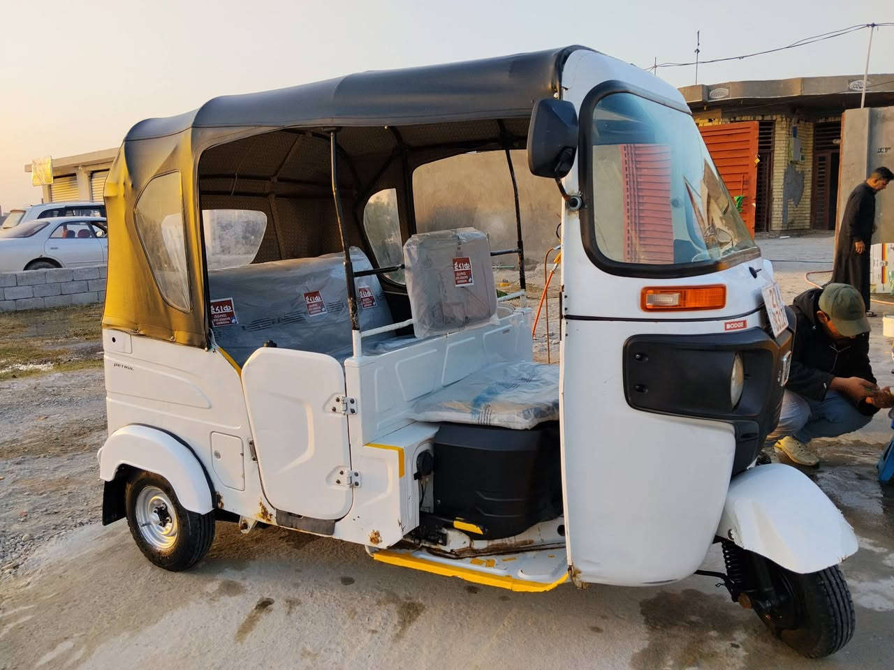 سلام عليكم تككتك موديل 22 ذيقار لوحه سنويه مكينه كفاله بيه ضربه بل صفحه تككتك خير من الله سعر 7200بيه مجال مكاني رفاعي ***********
