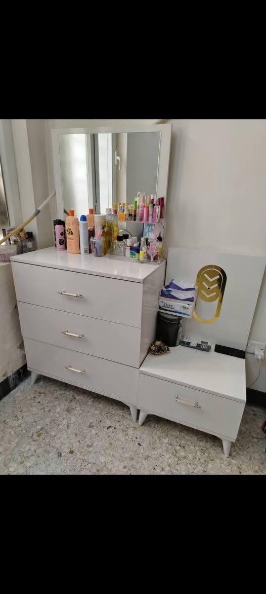 غرفة تركي للبيع أخو الجديد نضيفه جدا جدا ب500 وبيهه مجال بسيط المكان نجف


**إذا كنت صاحب هذا الإعلان وتريد حذفه لأي سبب، رجاءا أرسل رسالة إلى الدعم الفني**
