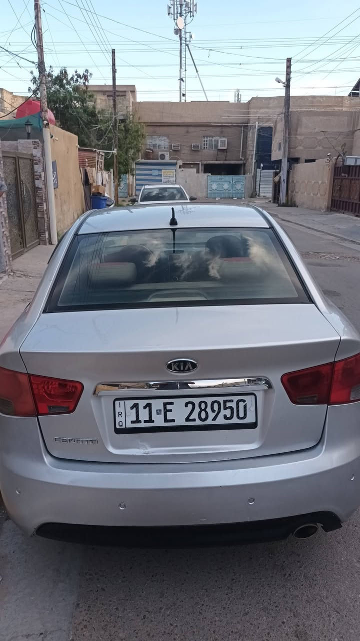 سيراتو ٢٠١٢ خليجي
فول ١/١
بيهه قطعتين اثر شخوط 
تبريد بيانو
شفتات ستيرن
تحكم ستيرن جهتين
المري شفط واشاير بالمري
كير At غير مفتوح 
محرك ١٦٠٠دوش غير مفتوح 
تبريد ثلج 
رقم بغداد
وسنويه ٢٠٣٠
مكان غزاليه شارع الضغط
سعر ٩٥ وبيها مجال 
***********
