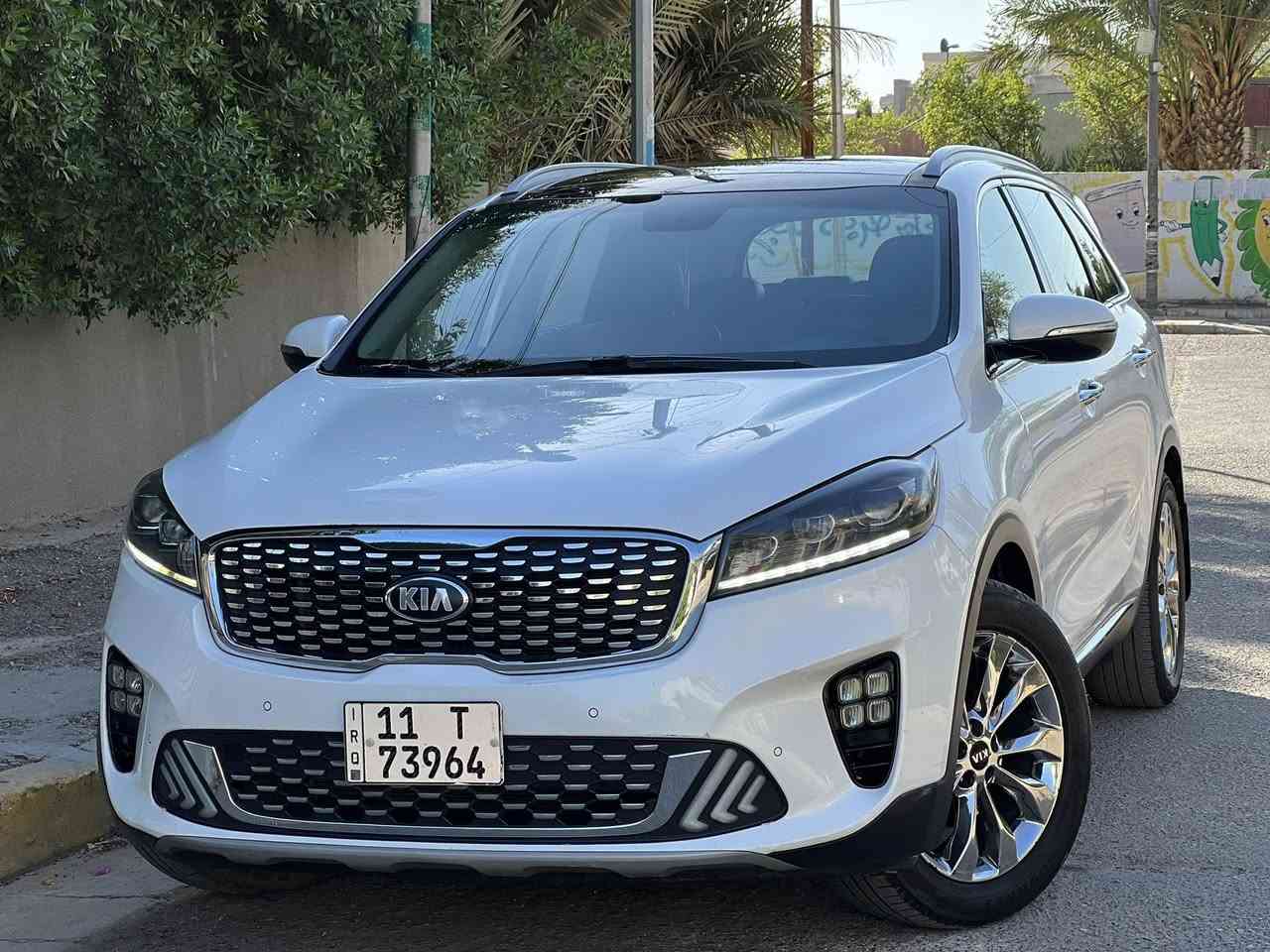 سلام عليكم
سورنتو2020 ب اسمي شخصيآ تحويل مباشر خليجي  كفاله  عااامه 

اتصال : ***********

السعر :228بيه مجااال 

ماشيه “95الف 
فول 1/1 

ملاحضه سياره بيهه مكانين بارد 
ستة سلندر
بنرامه 
حساس خلفي امامي
كشنات كهرباء
8/ كير طياره
5/ 7 اوضاع قيادة / comfort . Eco.  Sport.  Smart.  Snow.  Mud.  Sand 
انارة داخليه 7 الوان
حساس امامي خلفي 
كروز او مثبت سرعة 
جنطة ذكيه عند الاقتراب تنفتح
تلاثه قطع تبريد
 كامره دواره

السياره خير من الله جديده بمعنى الكلمه

بغداد البلديات
