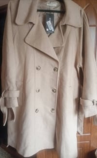 ملابس بنات • درجة أولى • بنطلون ملبوس مرة