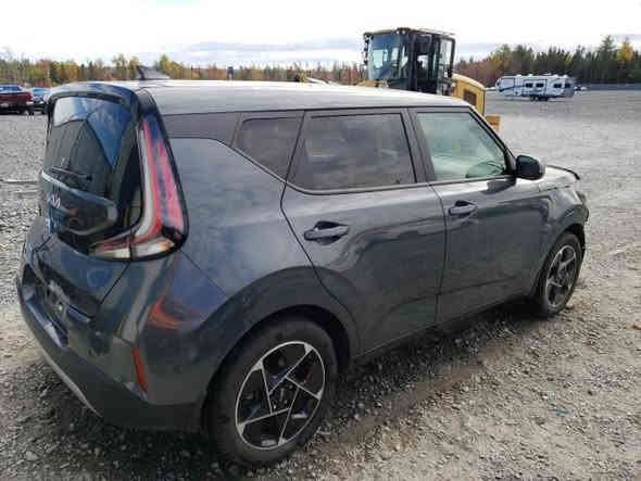 1 نوع المــــركبة : KIA SOUL EX
2 مـــوديل المركبة : 2025
3 تاريـــــخ المزاد الخاص : Thu. Dec 11, 2025 08:00 PM
4 حـــــادث المركبة : مذكور اعلاه في الصور اعلاه 
رابط القناة الخاص بنا بنشر تفاصيل السيارات وللاستفسار اكثر 
https://whatsapp.com/channel/0029Vb6cZq7BVJl25z1bpK15
يوجد لدينا شراء سيارات الى الاخوة الضباط المتقاعدين
يوحد لدينا شراء سيارات الى الاخوة ذوي الشهداء وبلا عمولة اكراما لتضحياتهم 
مــــــــــــــــــــــــــــــــــــزاد المركبة
للــــشراء الحضور الى شركــــــــــتنا اواحد فروعها في المحافظات 
الروان لاســــــــتيراد السـيارات الواقـــعه في 
ميسان - الجديدة - مجاور مديرية تربية ميسان 
***********-***********
