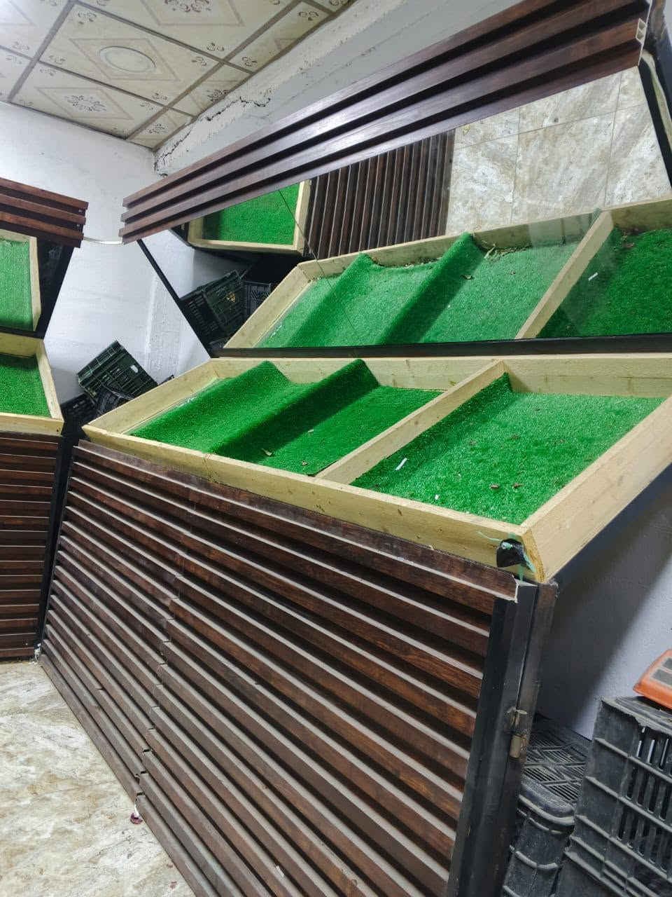 معرض محجر مال مخضر كامل ومرتب وشغل مضبوط مابي اي نقص حته بي خزن بيبان ابي الخصيب 
***********
السعر 750وبي مجال
