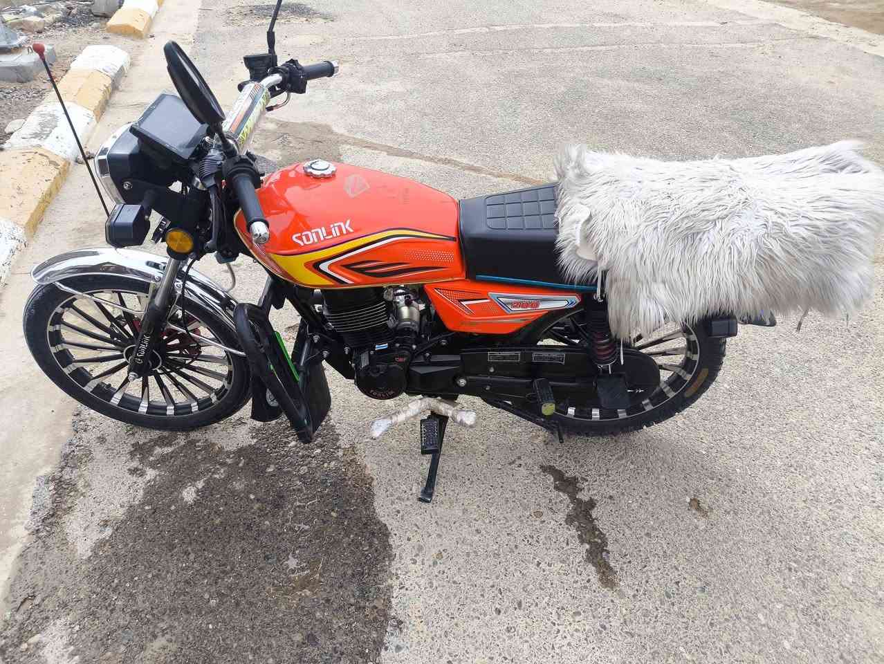 السلام عليكم شباب دراجه للبيع موديل 25 ضغط وزنجيل بعدها زيرو السعر وصلت 925 اللي يحب يتصل على هذا الرقم 
***********
