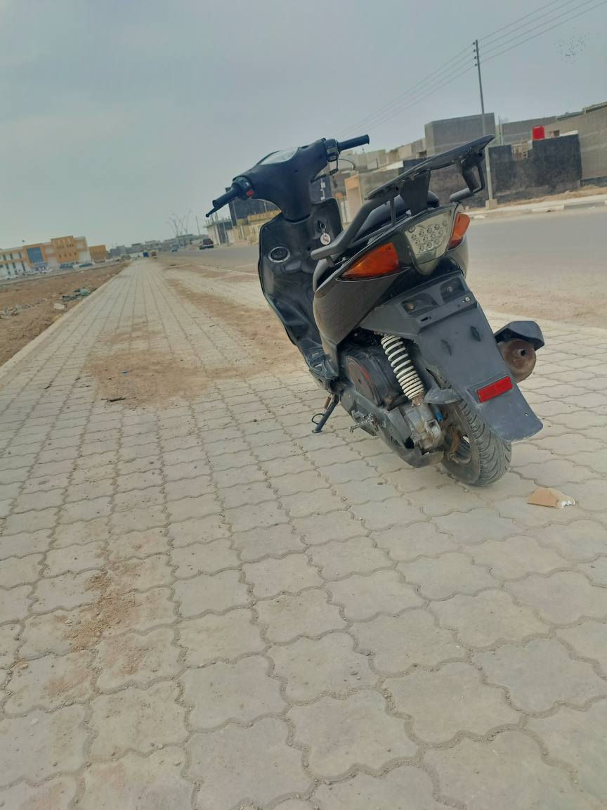 دراجه ماكس مضلع ياباني كامله من كلشي اشاير هورن سكن سطاب نهضه ومعدل مكينه مبدل ولفات فقط السعر 625 العنوان تنومه الرقم ***********
