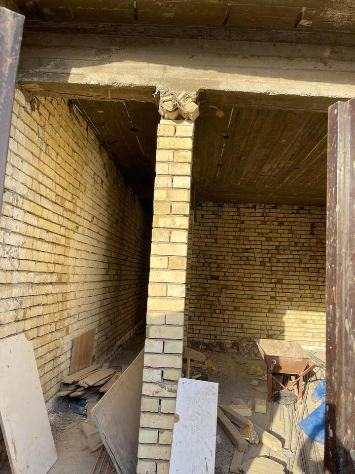 سلام عليكم بيت هيكل اللبيع المساحه 100 متر بناء درجه أولى زراعي نهايت اربع شوارع بل شارع مال سكله رضا الركابي رابع فرع ع ايسره كاع ستار الطوكه النفطيه سند 25 السعر 85 وبي مجال ***********
