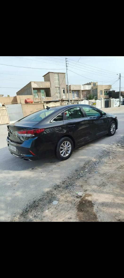 سلام عليكم هونداي سونتا موديل 18 أمريكية حادث مثل ما موضح بصوره بيه 4 قطع صبغ بدون دواخل بدون ارباك محرك كيركفاله صدر تخم تاير تبريد جاهزه رقم اربيل بسم عربي شرط تحويل للبيع فقط استفسار اتصل *********** السعر 115 بيه مجال بسيط جدا العلوان كفات السيديه وبلعافيه عله ياخذه بغداد, العراق
