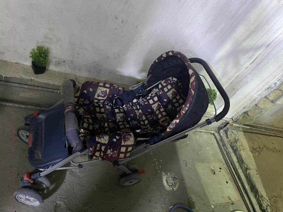 عربانةمستعملة مع ملابس اطفال ولادي من عمر يوم لحد السنة بيهن سعرهن كامل ٣٠ الف❤️عنواني بغداد حي العامل كلشي مابيها بس مكان كعدة الطفل اكو خشبه داخل القماش مكسوره تنحط مخده وماعليه شي مماثره او تحب تبدلها عادي


**إذا كنت صاحب هذا الإعلان وتريد حذفه لأي سبب، رجاءا أرسل رسالة إلى الدعم الفني**