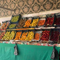 محل للبيع • محل مخضر • محل دجاج • مشروع تجاري • متجر خضروات • متجر دوا...