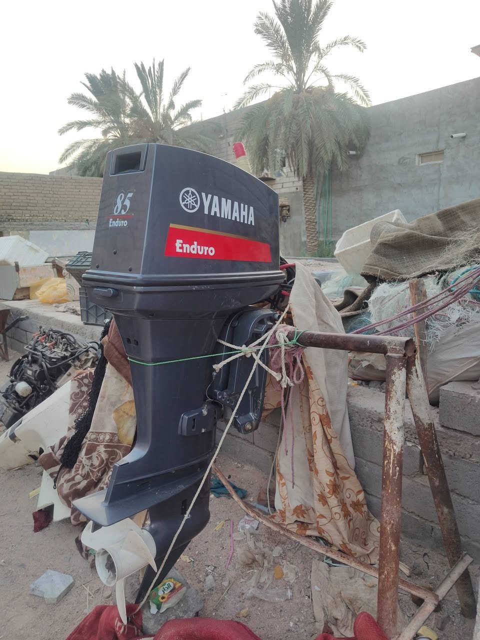 سلام عليكم مكينة 85يا ماها جديدة مفصخة واني شديتها جديدة كلش كير محرك كفالة وجديدة كلش عنوان بصرة ***********سعر 4500وبيها مجال
