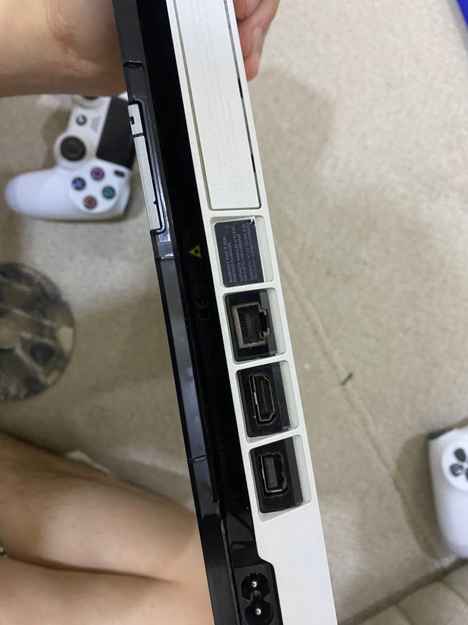 سلام عليكم بلي ٤ سلم جديد بحالة الوكالة مثل ما موضح مع كامل الملحقات مع جوستكات ثنين اصليات البلي ما مفتوح وذاكرتة نص تيرة مع ٦اقراص نضيفات والله بس القراص يسون ٨٥ اقل شي سعر البلي ٢٥٠ قفل مع القراص  للستفسار ع  الخاص


**إذا كنت صاحب هذا الإعلان وتريد حذفه لأي سبب، رجاءا أرسل رسالة إلى الدعم الفني**