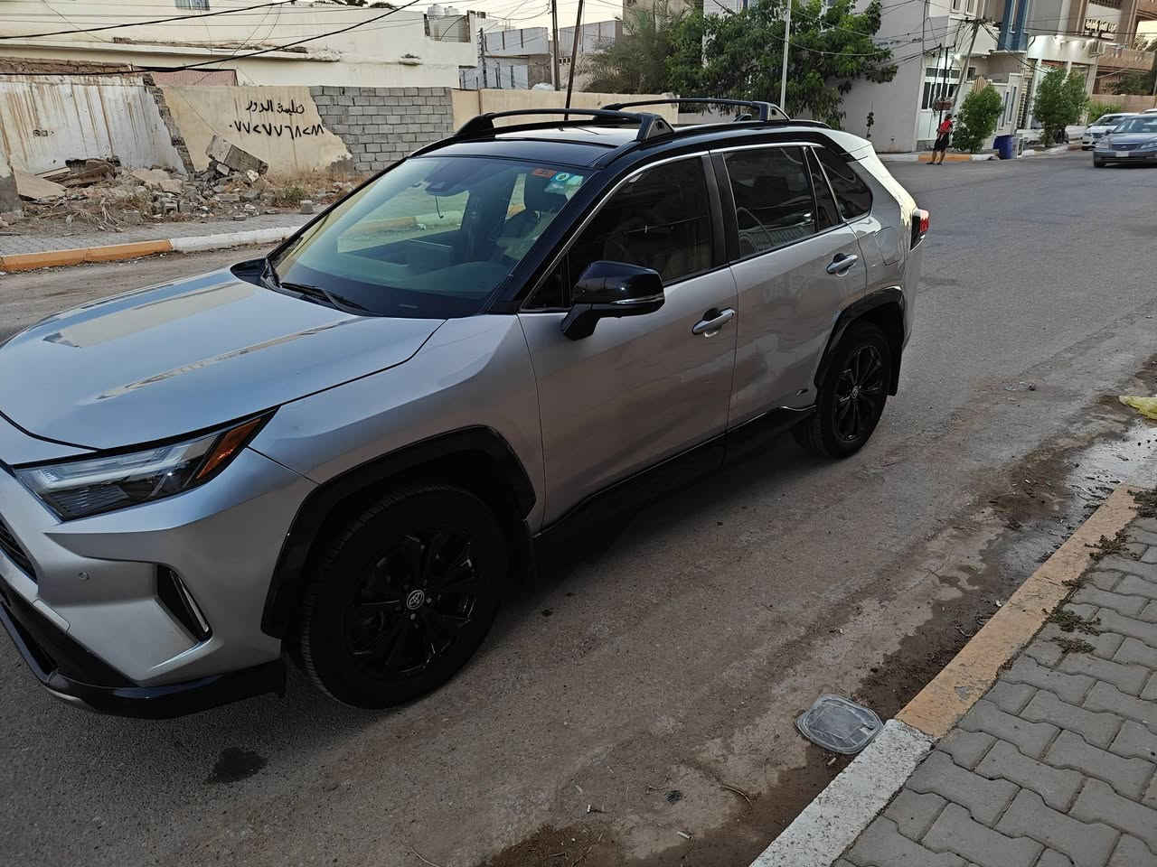 السلام عليكم راف فور موديل 2023 فئة XSE للبيع 
فول مواصفات 
السعر المطلوب 268 
للتواصل مع الرقم 
***********
