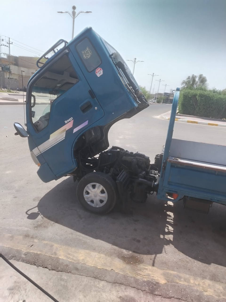 السلام عليكم كيا أم عيون ٢٠٠١  محرك ٣٠٠٠سوبر أم حاكيه قماره قلب رقم بغداد سنويه جديد دوشمه جديد شاصي رقم شاصي كير اكسن محرك مكفول كهربائية كل شقال تخم تايرات جديد  باتري صلف جديد السعر ٧٥  وبي مجال للطيبين   للاستفسار *********** مكاني فلوجه شرط التحويل

