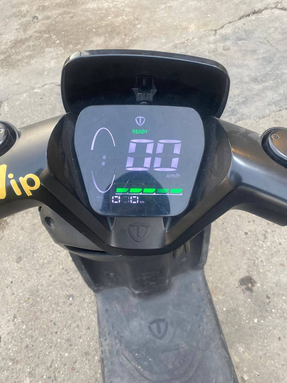 السلام عليكم
من رخصة ادمن
دراجه شحن للبيع
دراجة حلو ونضيفه
عنوان القاهره الدلفيه
السعر 450 الف وبيه مجال  
***********
