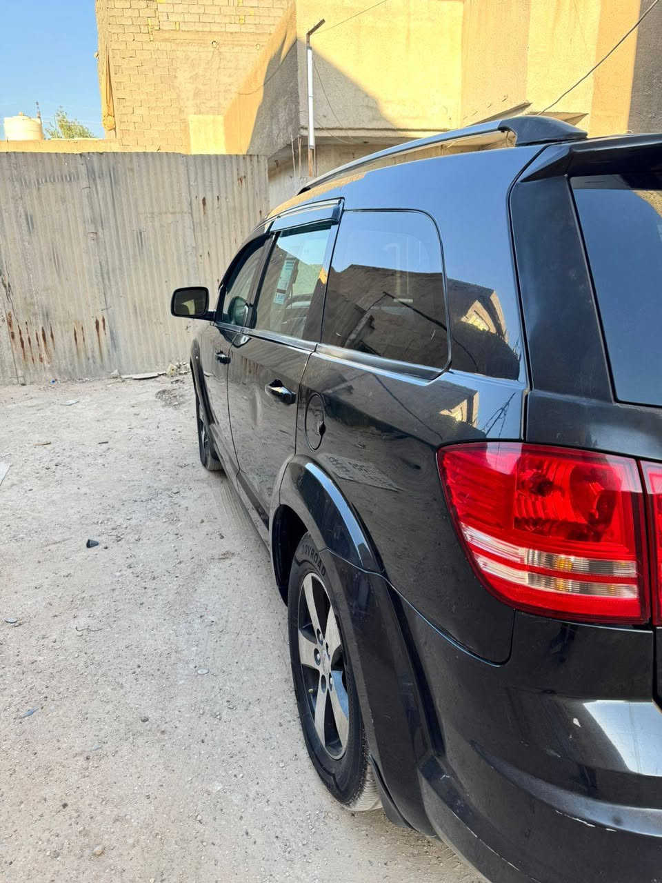 السلام عليكم
مكفولة دوج جورني بدون ضربة بدون صبغ ليبل واحد فقط بارد ربع جاملغ الامامي جاهزة كير ومكينة تخم تاير كهربائية كلهة شغالة تبريد مناقصهة شي صدر خلفي جديد امامي عوزهة فقط درايم شفت جهة وحدة رقم انبار نكليزي بسمي مكينة ٦ سلندر ٥ راكب سيارة جاهزة ع الأخير بيع مستعجل وسعر مناسب مكاني بغداد ابو دشير رقم ***********

