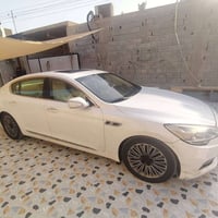 كيا كوريس خليجي رقم بغداد الفئه الثانيه المرغوبه ماشيه 160 السياره بيه...