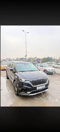 كيا كرنڤال موديل 2024 السياره نص مواصفات كشنات جلد بصمه بيبان كهرباء ش...