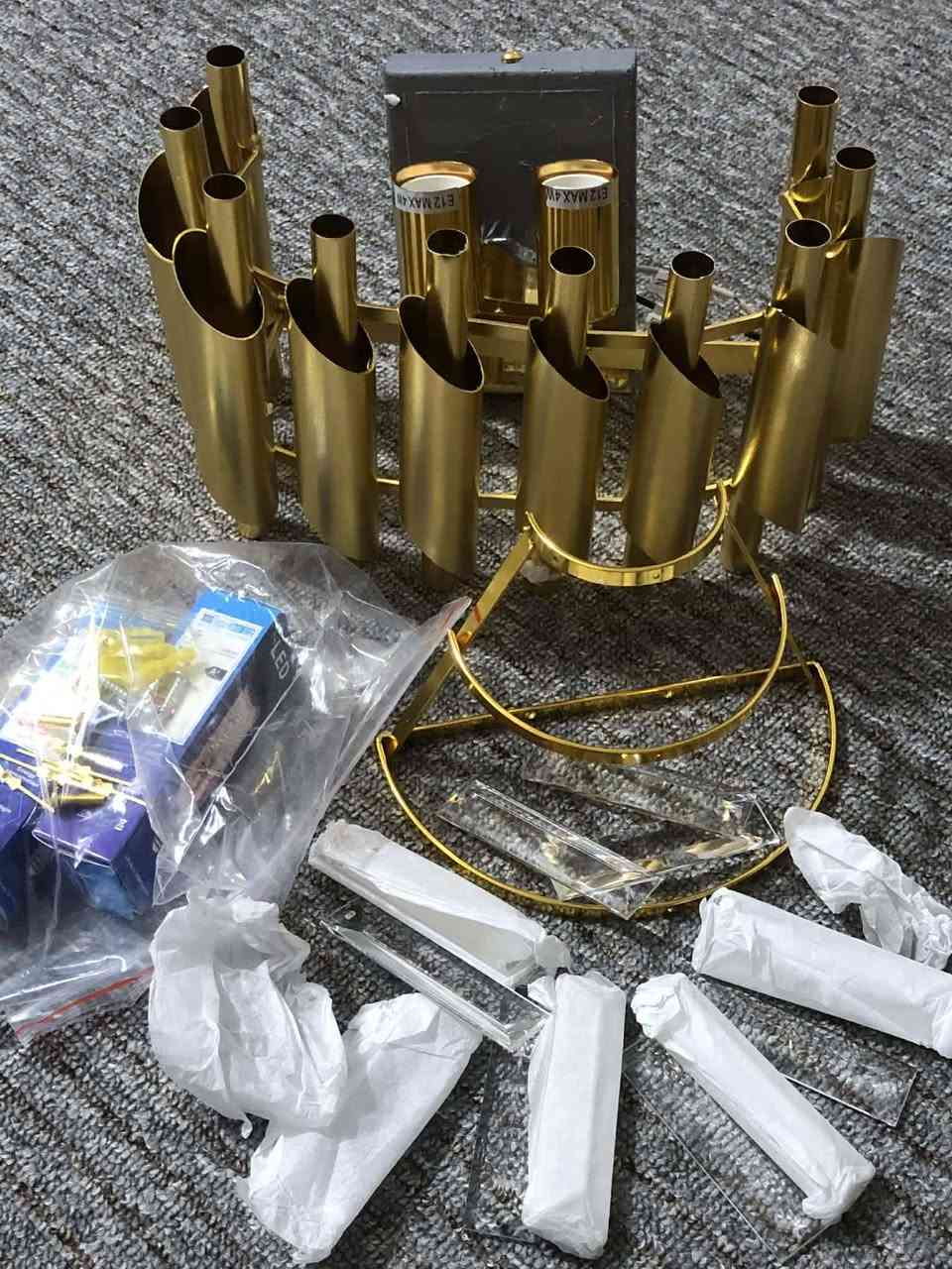 ثريه قطعه وحده السعر ٢٠


**إذا كنت صاحب هذا الإعلان وتريد حذفه لأي سبب، رجاءا أرسل رسالة إلى الدعم الفني**