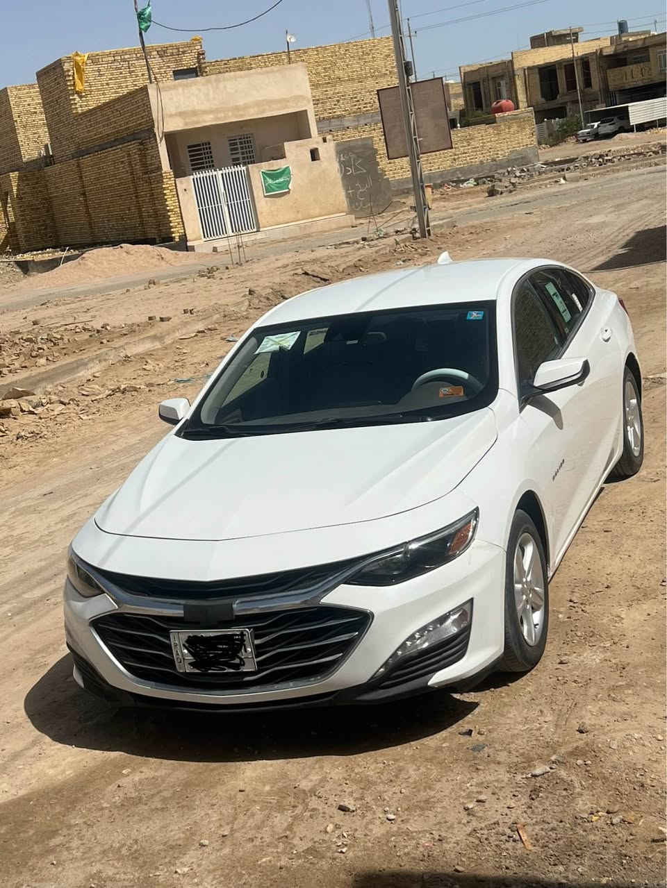 سلام عليكم ماليبو البيع موديل22 سياره راقم ميسان حادثه جاملغ وبنيد  بدون دواخل سياره جديده   بعد احله من الصور السعر 123 وبيه مجال الشراي *********** عنوان السياره محافظه ميسان عمارة, ميسان
