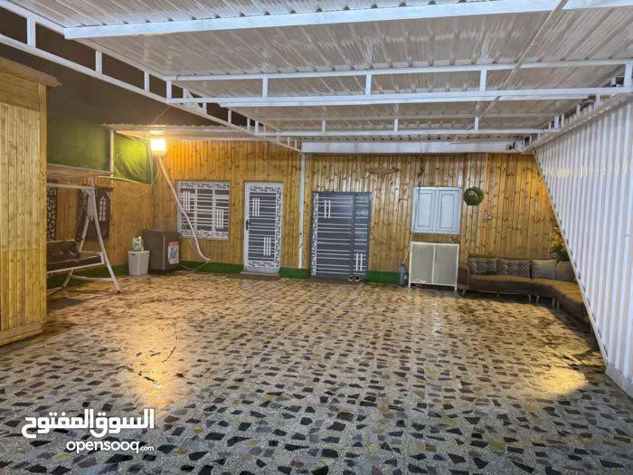 البيت مساحته 330 متر حي جامعه شارع مستشفى طفل شقتين فوك معزولات
درج خارجي
البيت جوه
4 غرف جوه
ديوان كبير
صاله مطبخ حار بارد
وكراج جبير
ومخزن
8888288888888888888
محتويات الشقق
كل شقة تحتوي على غرفتين و حمام و صاله و مطبخ السعر 375 مليون قابل للتفاوض
***********
مكتب عقارات الجبران
