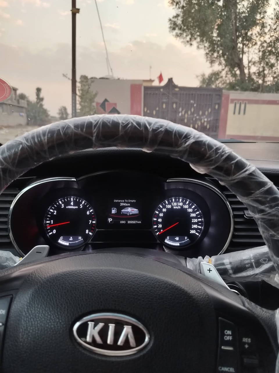 السلام عليكم
وبتمه مديل 2011 رقم دهوك
السياره كفاله عامه
الشراي يتصل ***********
