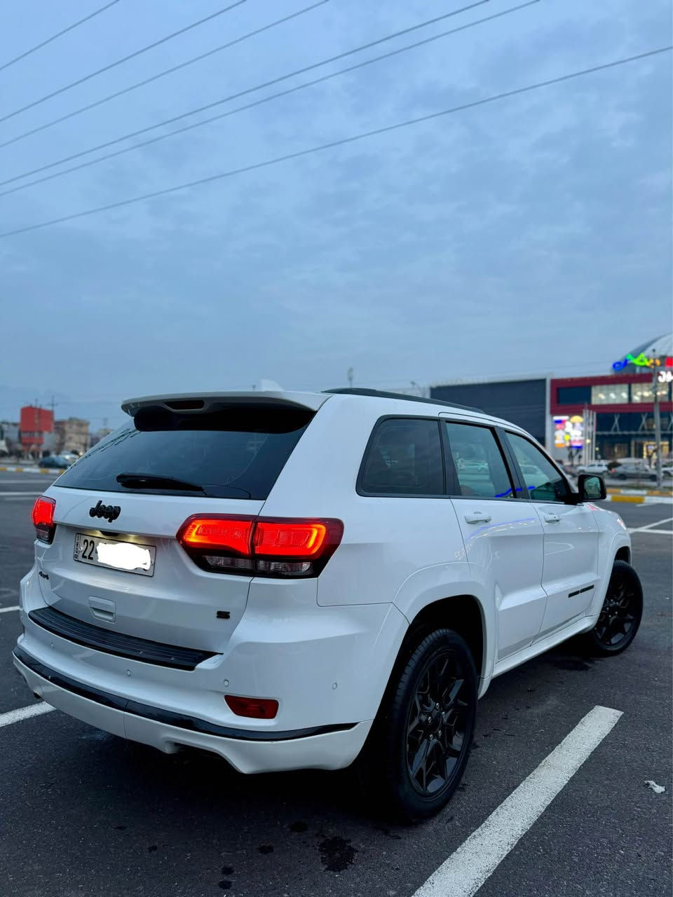 Jeep grand Cherokee S 
مۆدێل ٢٠٢١ کلین 
قەپات مواسەفات 
ڕاداری دەعامی 
٣٦٥ $و ماجال 
0️⃣7️⃣5️⃣0️⃣8️⃣4️⃣5️⃣0️⃣8️⃣0️⃣2️⃣whats up 📱u viber لەسەرە رانية, السليمانية
