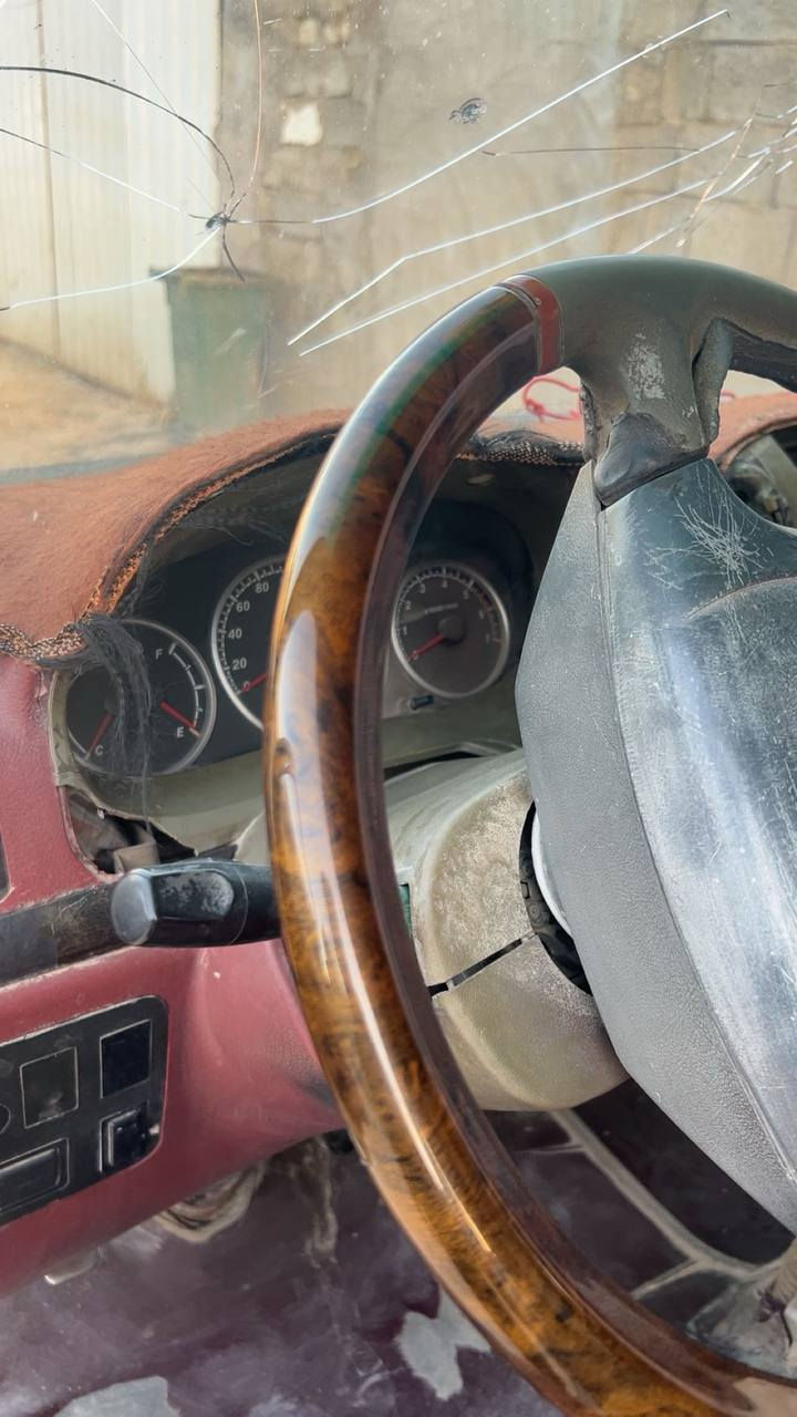 سلام عليكم فتون 2011 مكينه تنقص كير اكسل جدد
تخم تاير صدر جديد باتري جديد ابيع كوم حديد *********** سعر 20وبي مجال قليل
