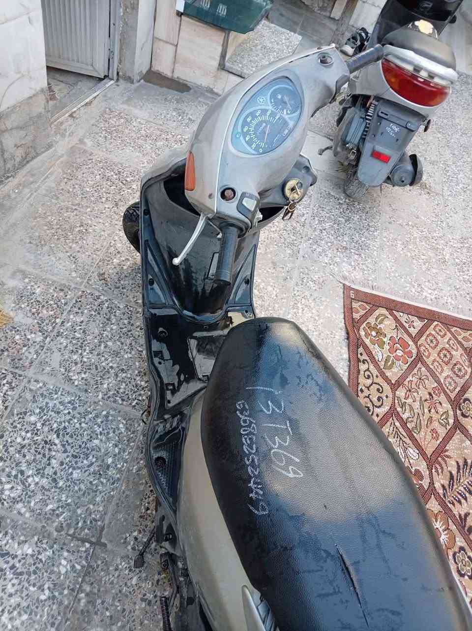 بريز ياماها دراجه صاللها شهرين من نازلة من رمبه اوراق معرض موجودة بعدها جديدة بلجيس اي نقص مبيها سعرها 750 بيع فقط مكانها الشعب قرب الجامع المحترك  *********** بغداد, العراق
