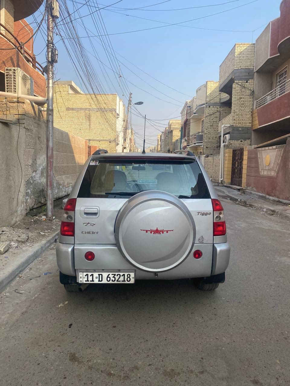 السلام عليكم تيكو 2012 للبيع بدون ضرب بدون صبغ سياره حلوه نظيفه داخل بالجيس شاشه كامره تحكمات ستيرن . فتحه سلايد روف 
سياره كير مكينه بوضع جيد 
السعر 75 وبيه مجال 
مكان صليخ او قرب مركز شرطه صليخ 

  ***********غير متواجد عله الفيس
